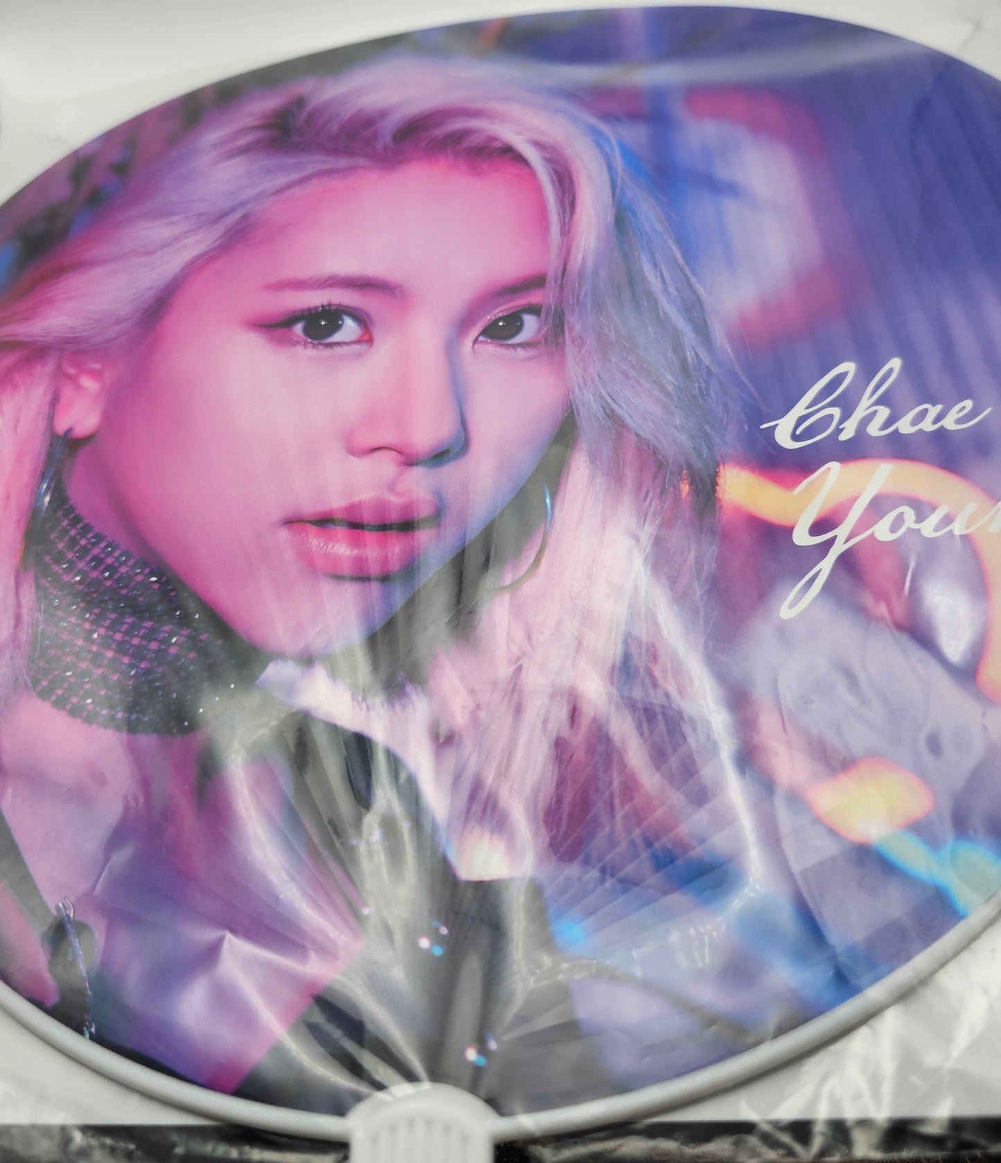 Twice Chaeyoung hand fan