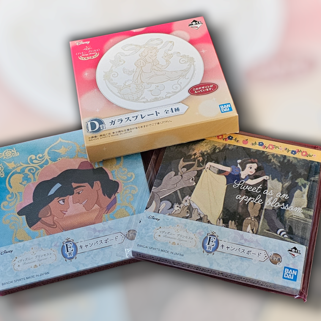 Disney kuji Prize: Snow white plate prize D, Snow white mini canvas prize F, Aladdin mini canvas prize F