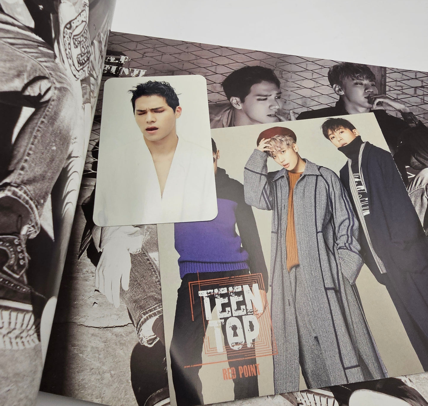 TEEN TOP [RED POINT] 7th Mini Album URBAN/CHIC